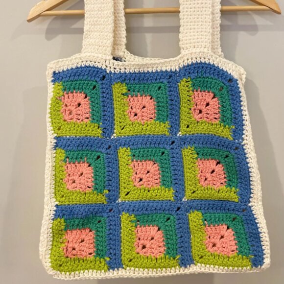 crochet granny square tote bag | 100% cotton - Picture 3 of 11